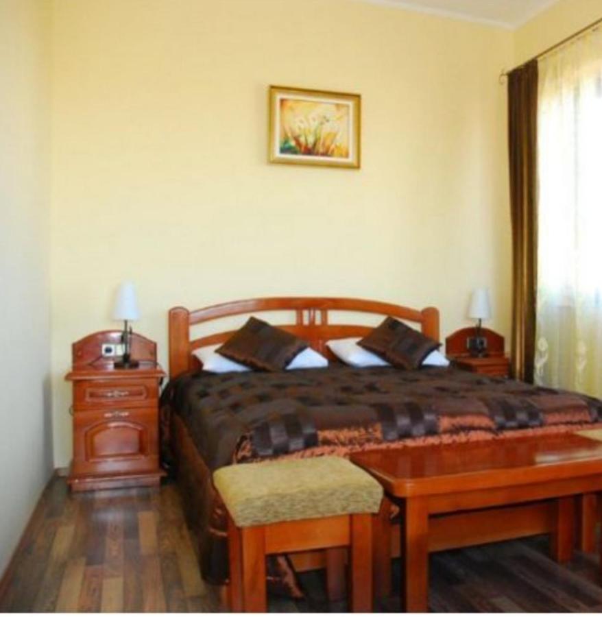Casa Optima Hotel Oradea Eksteriør billede